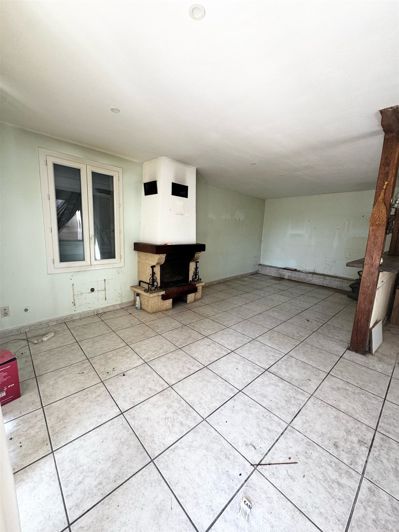 Image No.3-3 Bed House for sale
