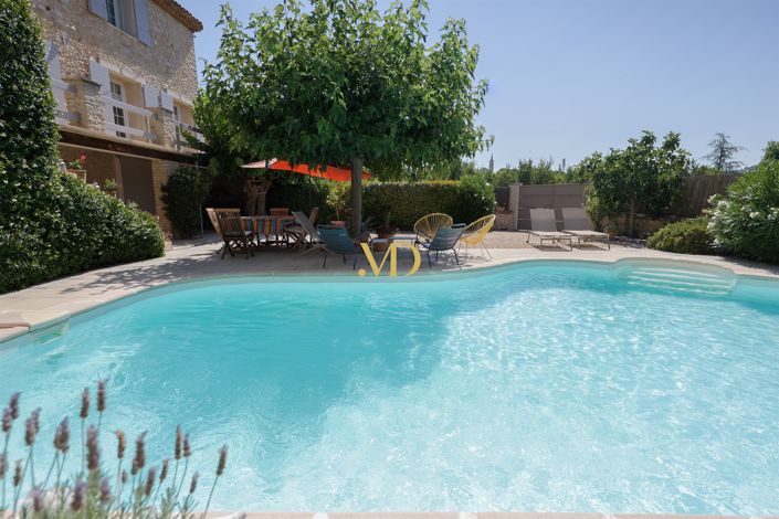 Image No.2-4 Bed House for sale
