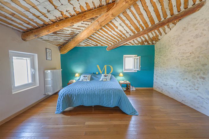 Image No.40-4 Bed House for sale