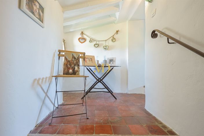 Image No.17-3 Bed House for sale