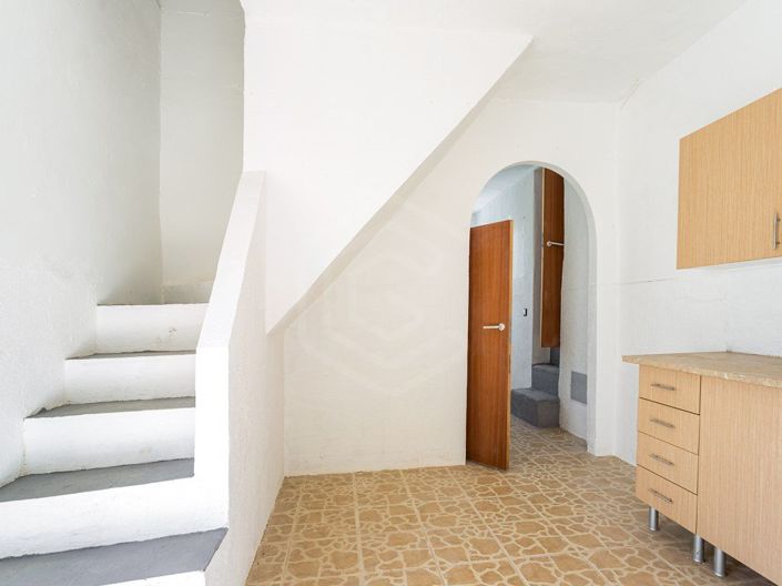 Image No.14-4 Bed House for sale