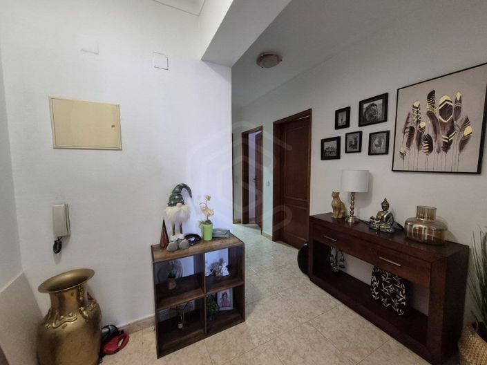 Image No.39-2 Bed Apartment for sale