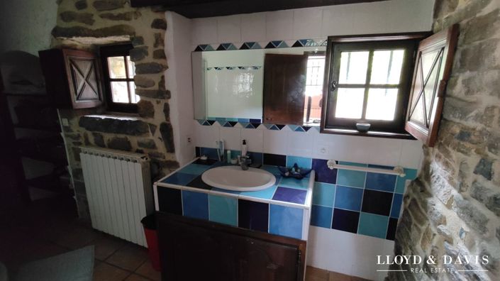 Image No.16-4 Bed House for sale