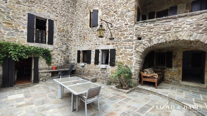 Image No.5-4 Bed House for sale