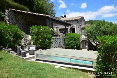 1 - Chomérac, House