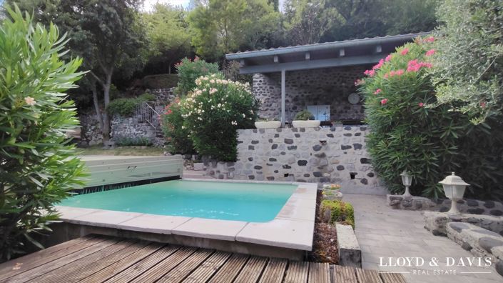 Image No.14-3 Bed House for sale
