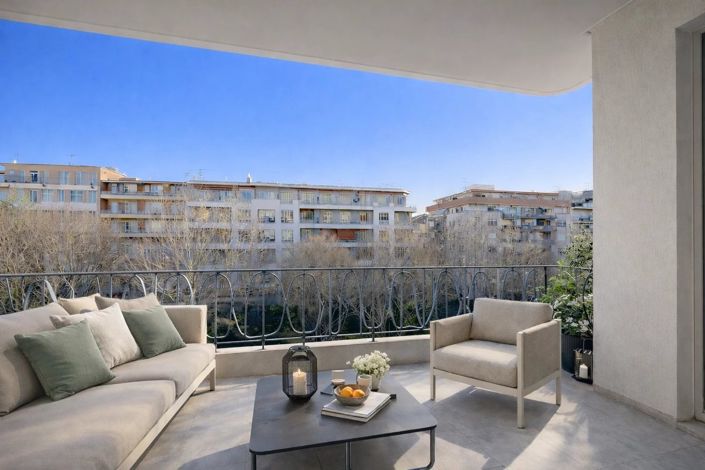 Image No.18-2 Bed Apartment for sale
