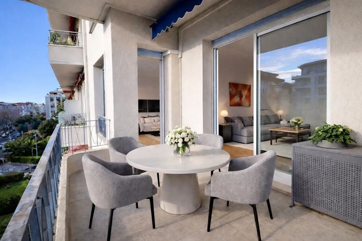 Image No.19-2 Bed Apartment for sale