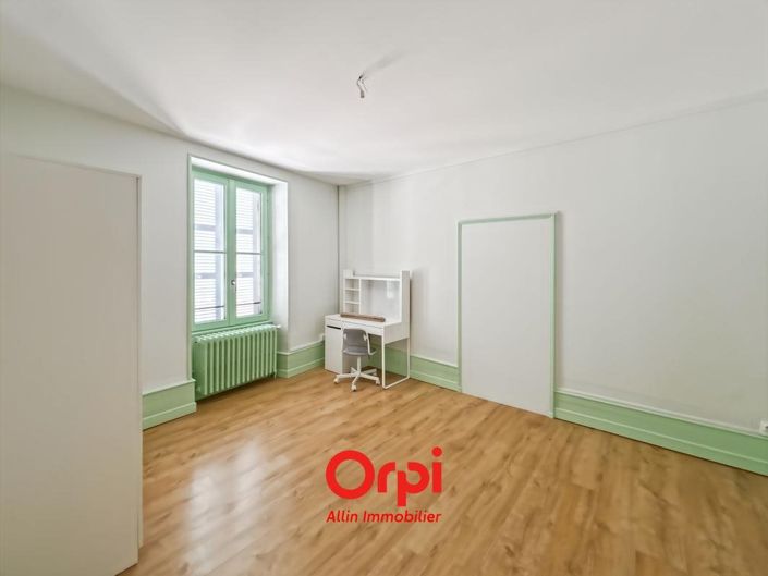 Image No.7-3 Bed House for sale
