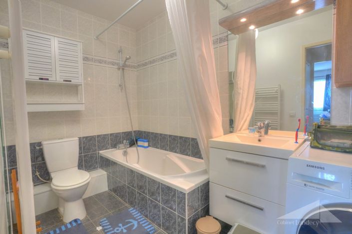 Image No.8-3 Bed Apartment for sale