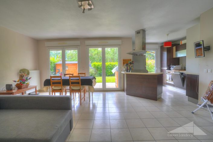 Image No.9-3 Bed Apartment for sale