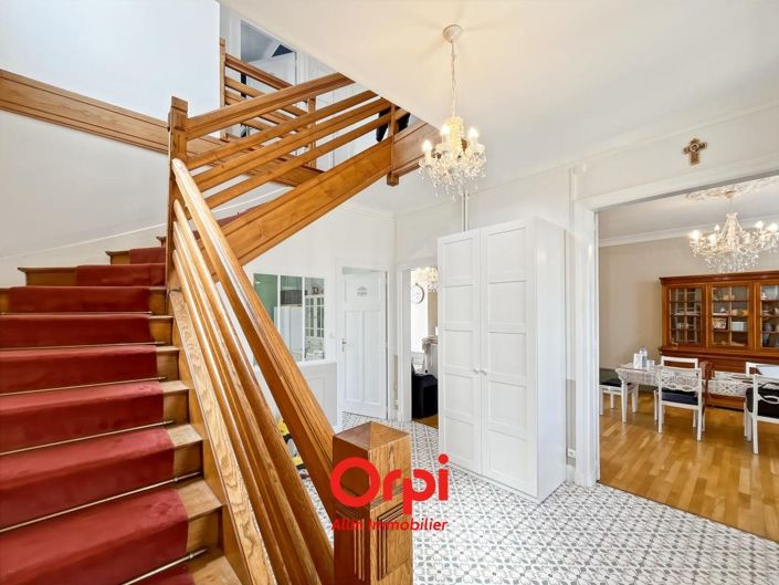 Image No.9-4 Bed House for sale