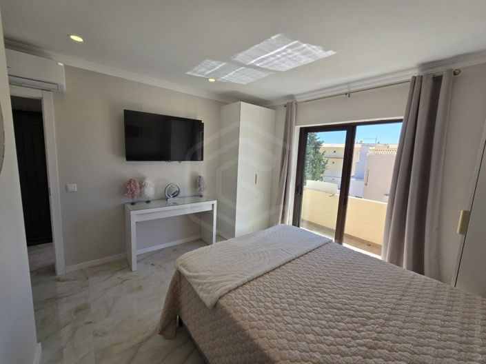 Image No.11-1 Bed Apartment for sale