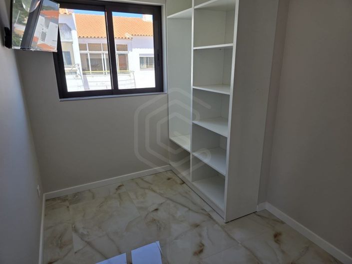 Image No.13-1 Bed Apartment for sale
