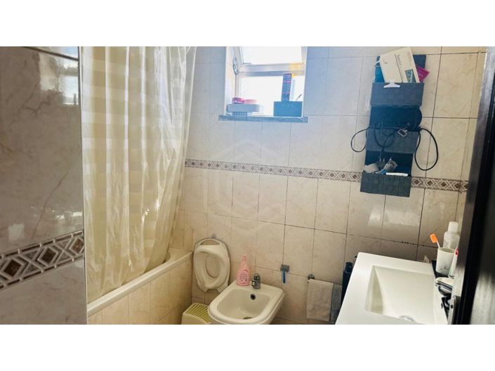 Image No.10-3 Bed Apartment for sale