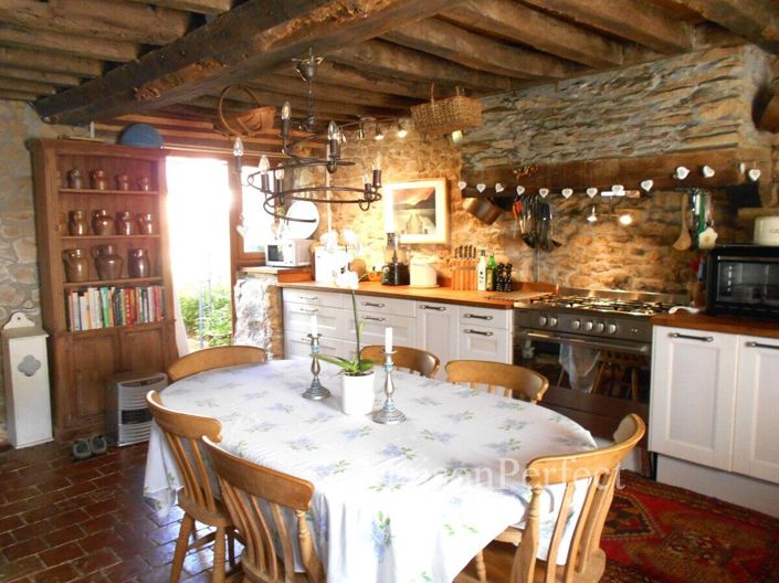 Image No.3-4 Bed House for sale