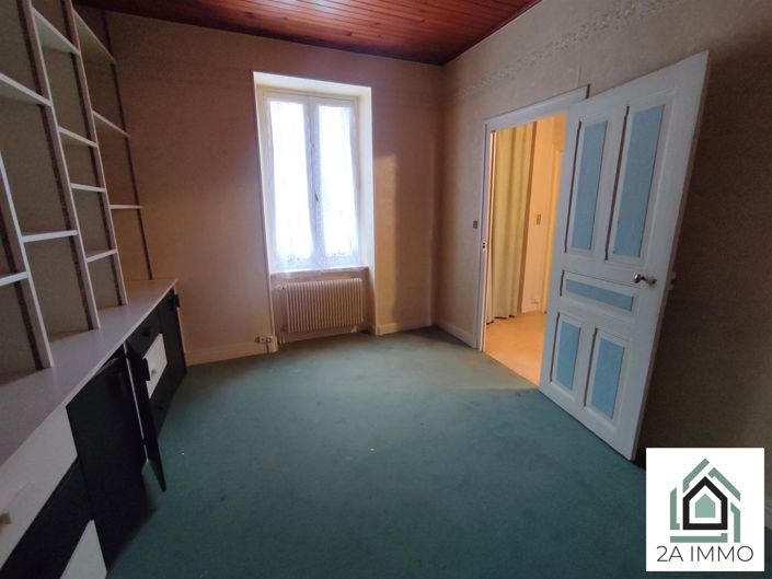 Image No.7-3 Bed House for sale