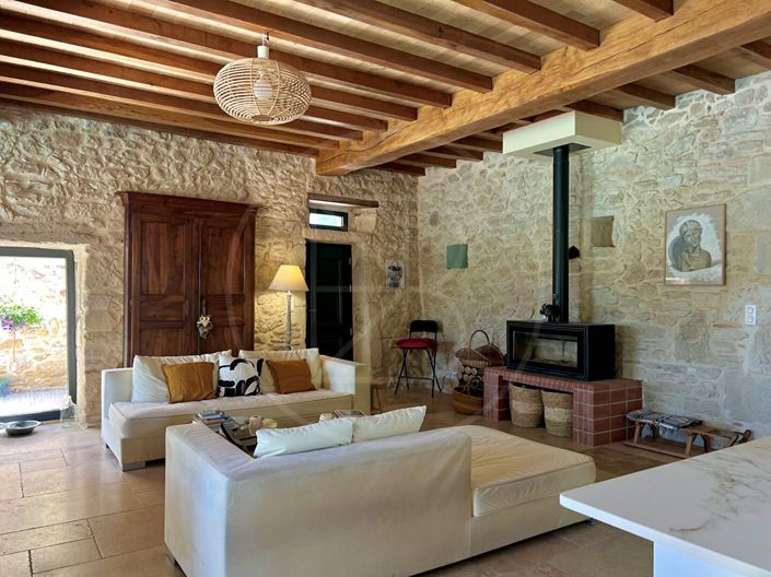 Image No.6-5 Bed House for sale