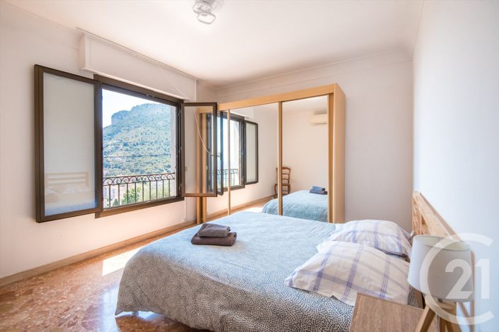 Image No.13-4 Bed House for sale