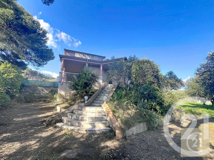 Image No.14-3 Bed House for sale