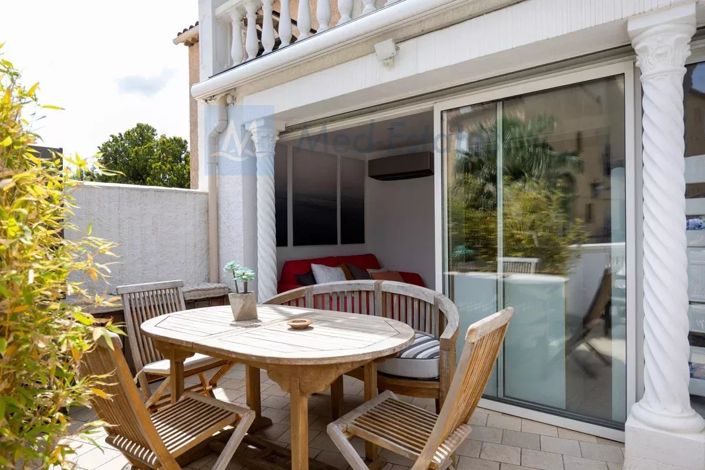 Image No.11-3 Bed Apartment for sale
