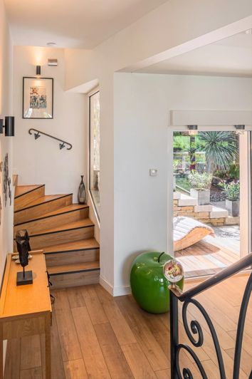 Image No.19-3 Bed House for sale