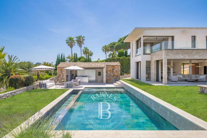 Image No.4-5 Bed House for sale