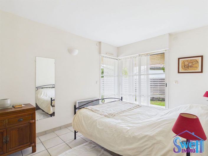 Image No.18-4 Bed House for sale