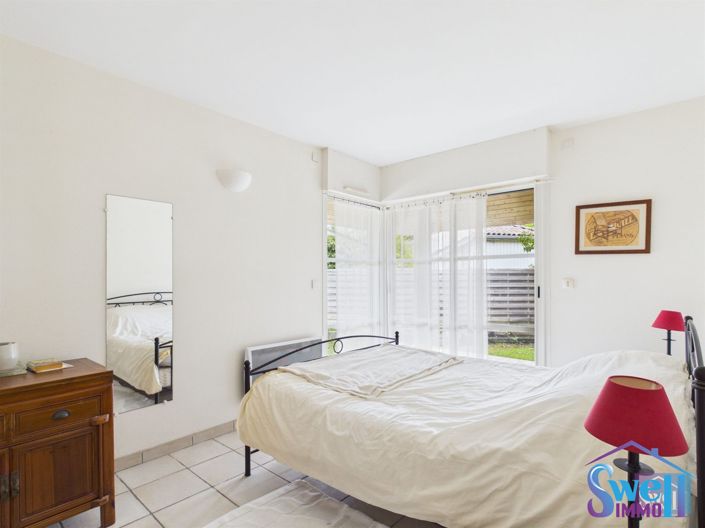 Image No.6-4 Bed House for sale