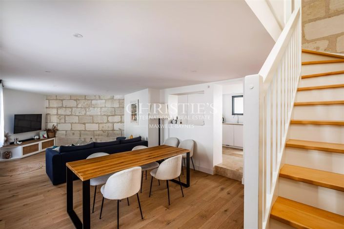 Image No.12-2 Bed House for sale