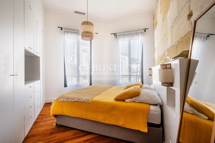 Image No.13-2 Bed House for sale