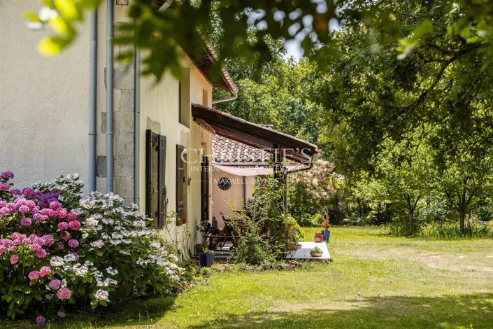 Image No.12-4 Bed House for sale