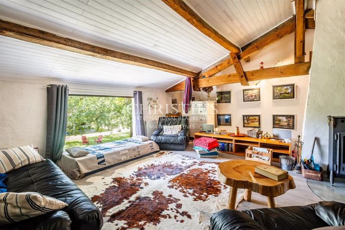 Image No.25-4 Bed House for sale