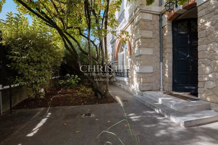 Image No.14-5 Bed House for sale