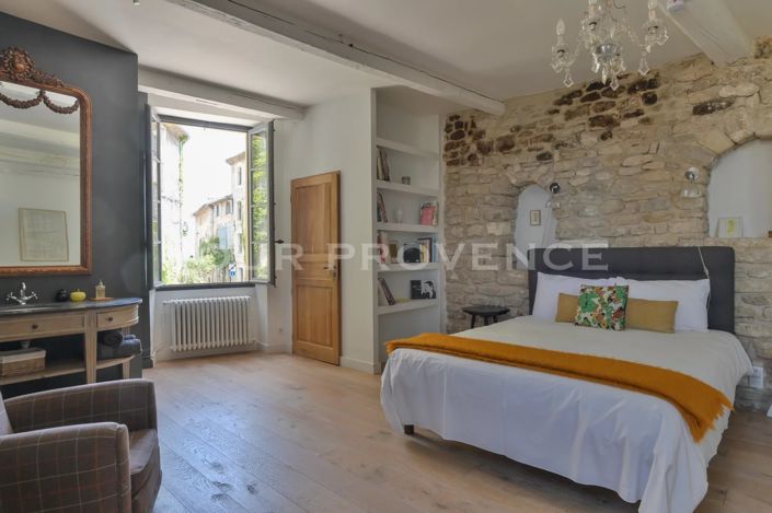 Image No.12-4 Bed House for sale