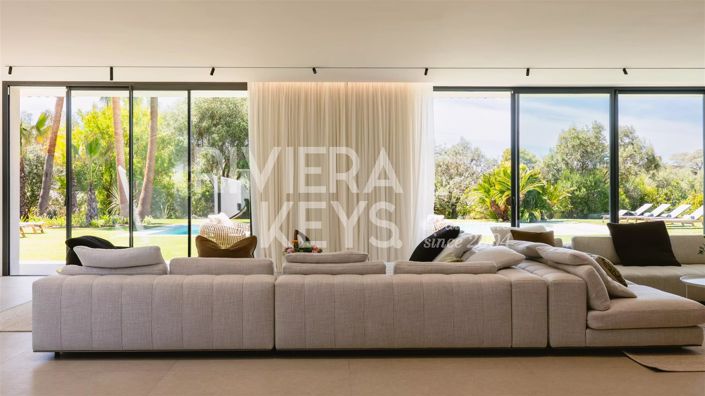 Image No.20-7 Bed House for sale