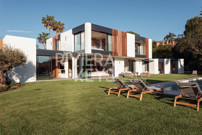 Image No.26-7 Bed House for sale