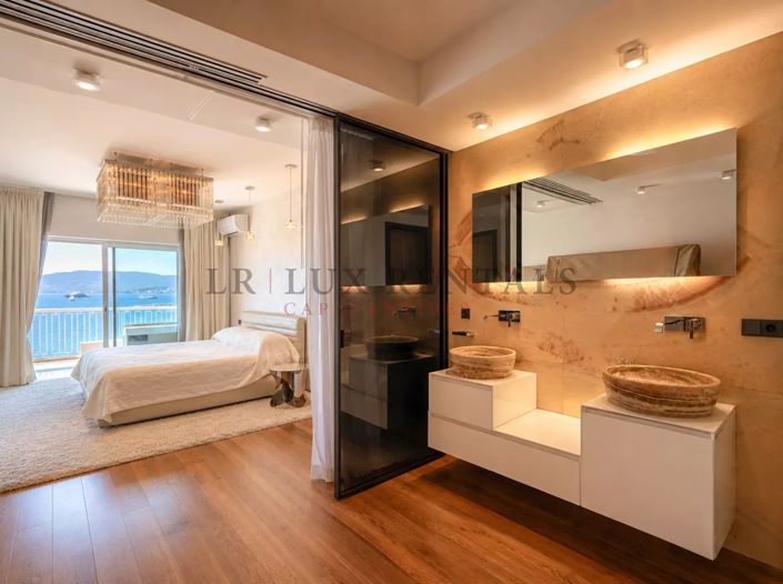 Image No.10-3 Bed Apartment for sale