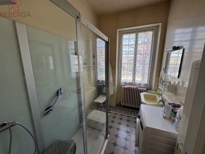 Image No.19-4 Bed House for sale
