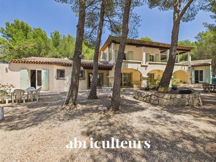 Image No.2-5 Bed House for sale