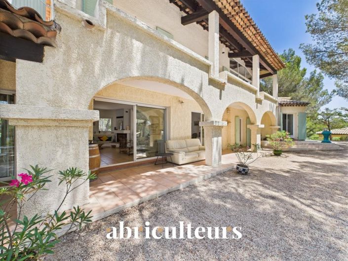 Image No.22-5 Bed House for sale