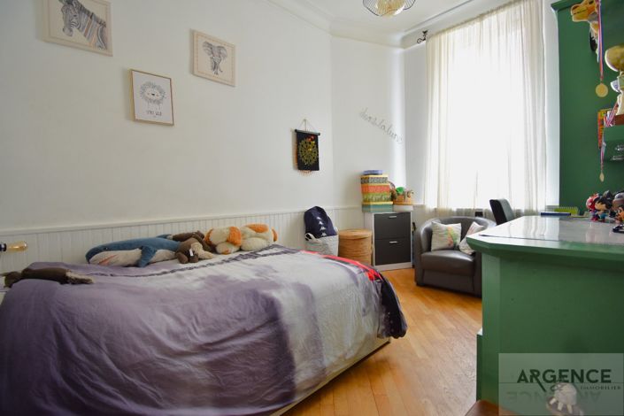 Image No.17-3 Bed Apartment for sale