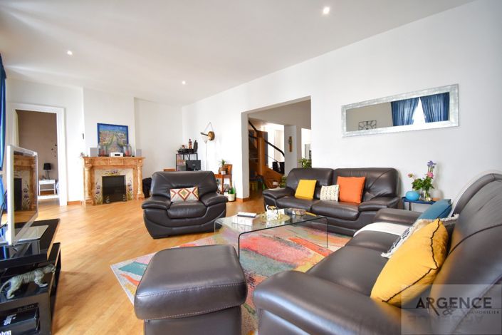 Image No.6-3 Bed Apartment for sale