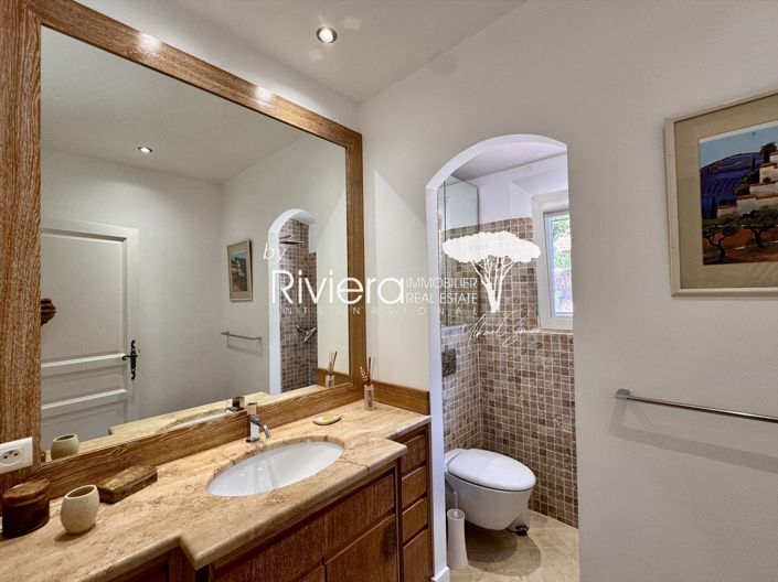 Image No.29-6 Bed House for sale