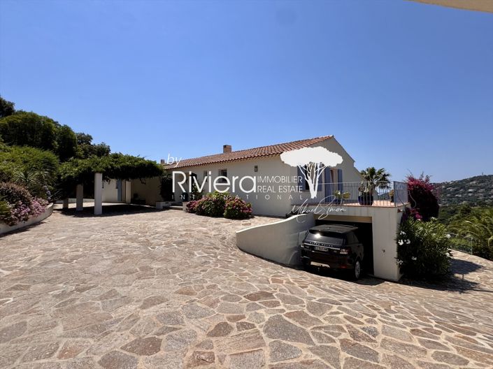 Image No.30-6 Bed House for sale