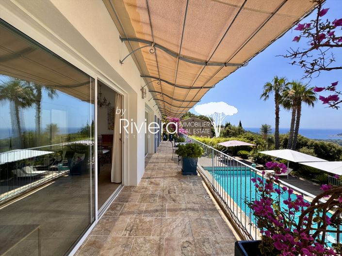 Image No.9-6 Bed House for sale