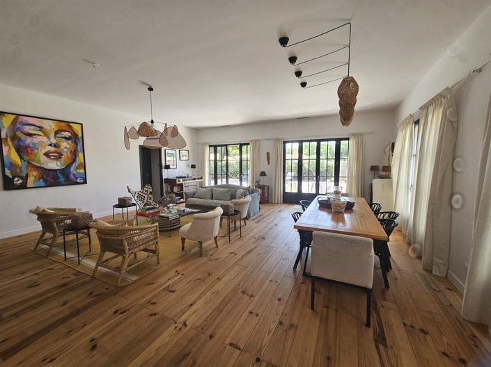 Image No.3-4 Bed House for sale