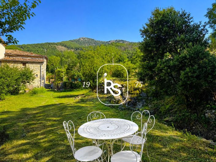 Image No.2-2 Bed House for sale