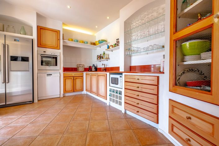 Image No.5-4 Bed House for sale