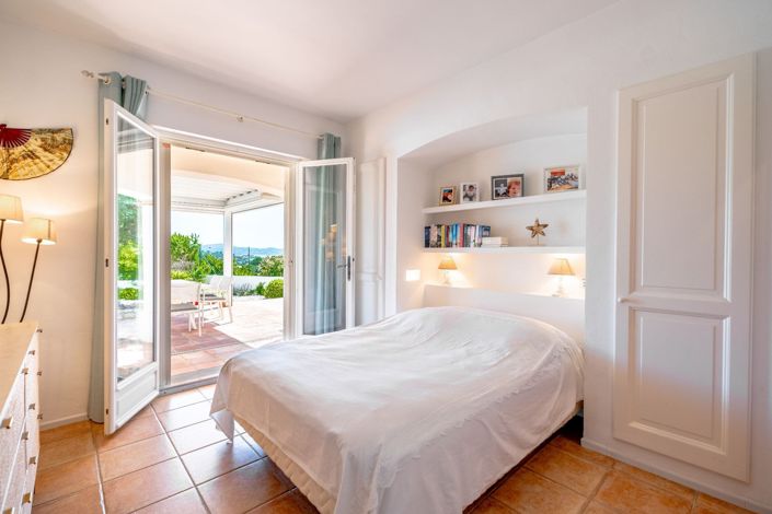 Image No.7-4 Bed House for sale